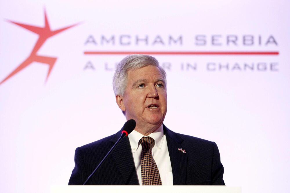 SAD hoće da pomogne Srbiji da se kreće brže na evropskom putu