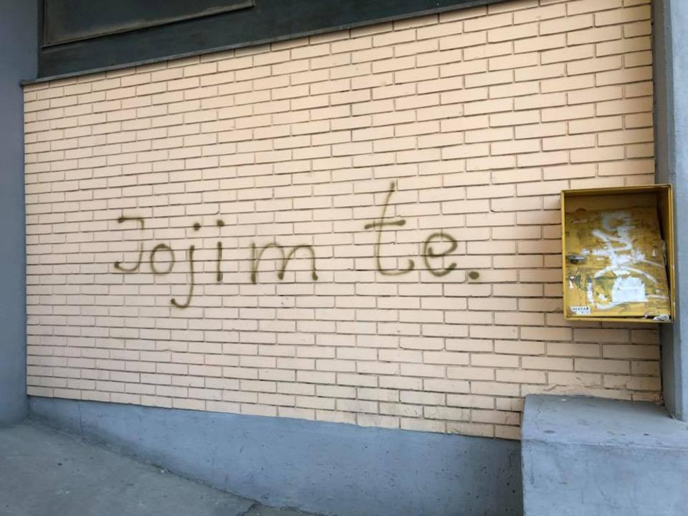 Grafit je iznervirao sve one koji ne vole prenemaganje   