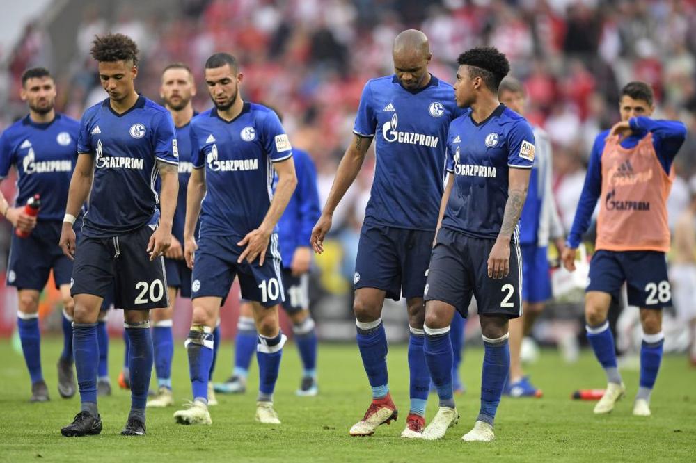 ŠALKE IZGUBIO 95 MILIONA EVRA! Nemački velikan razočarao navijače i fudbalsku planetu! (FOTO) (VIDEO)