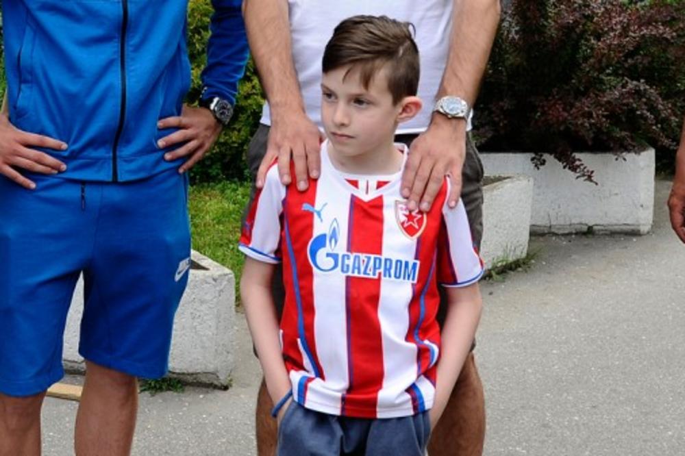 ON JE TRAŽIO DA BEN I RADONJIĆ POSTIGNU GOLOVE! Igrači Zvezde su ga poslušali... (VIDEO)