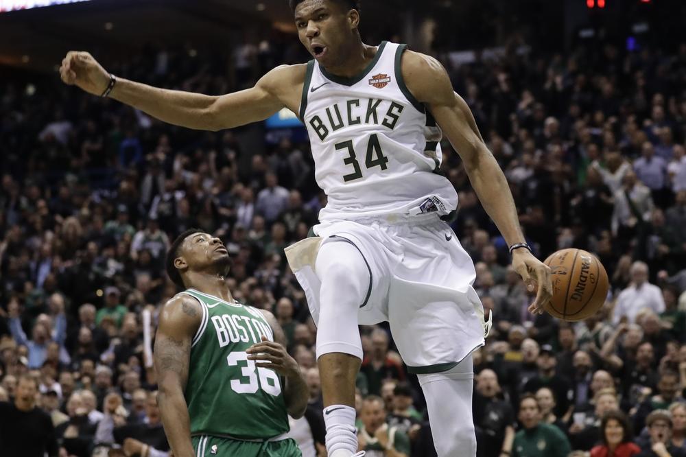 NACISTI UDARILI NA ADETOKUMBA: Sav je u nacističkim simbolima!