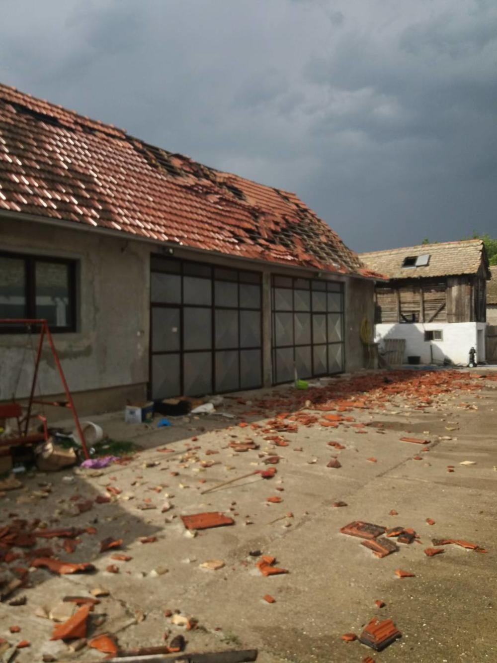 Oluja im je uništila kuću 