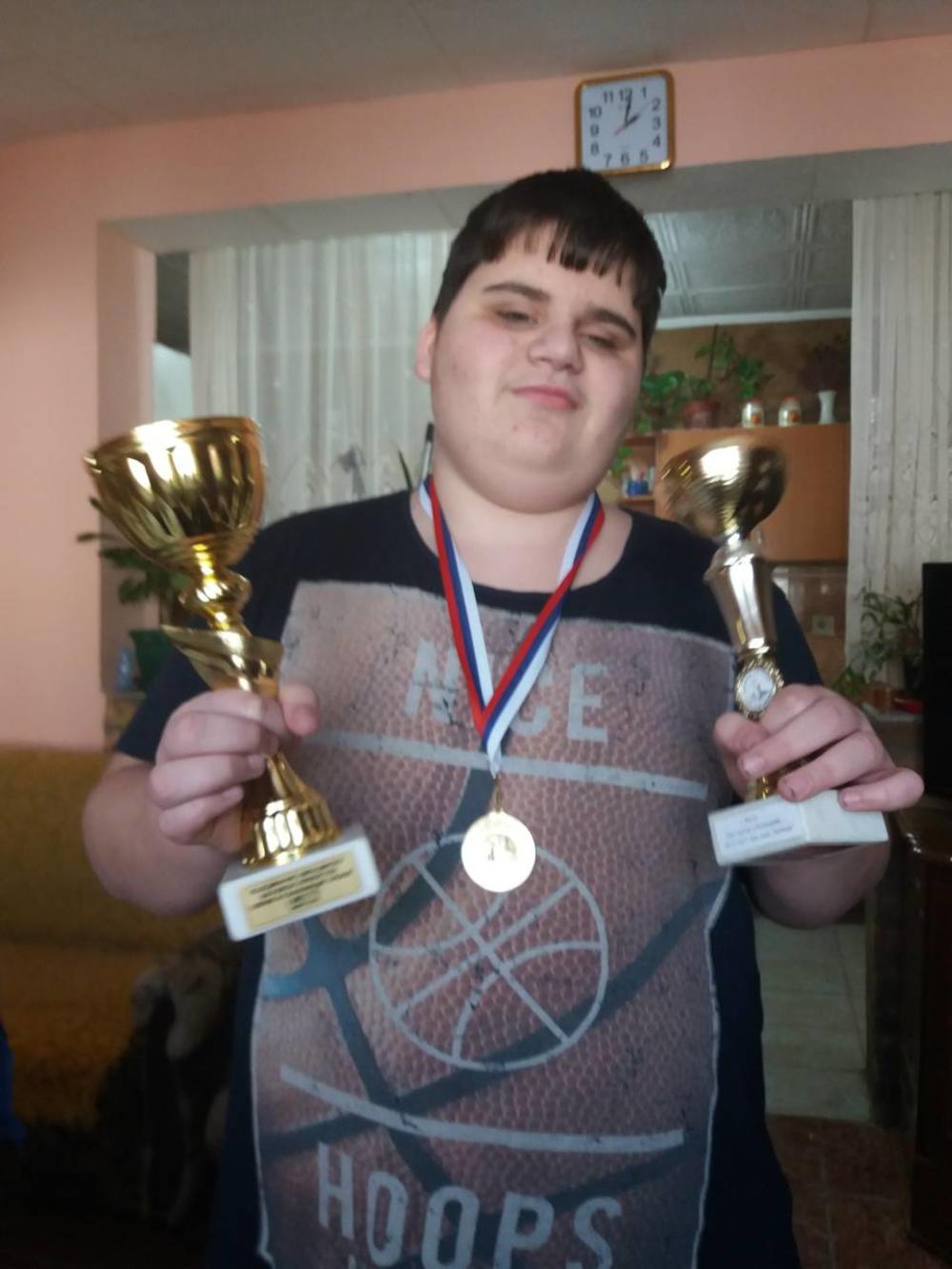 Aleksandar je moralna snaga porodice  