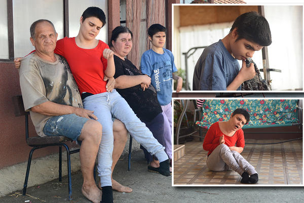 JEDNO DETE SLEPO PUZI PO PODU, DRUGO ZBOG TUMORA OSTALO BEZ OBA OKA: Nemaštinu i bol porodice iz Rume reči ne mogu da opišu  (FOTO) (VIDEO)