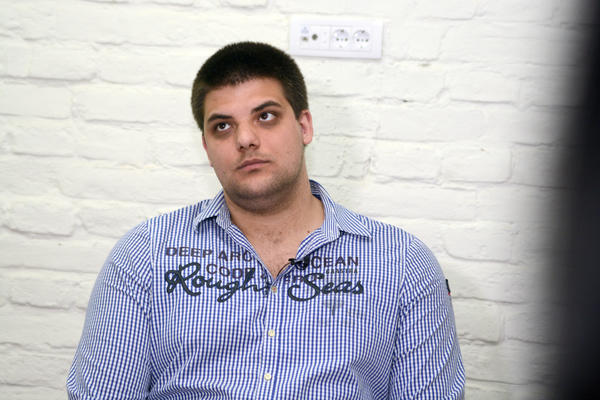 POMINJAO USTAŠKI NOŽ I LOGORE! Šešeljev sin napravio opštu FRKU u Strazburu, a zatim se oglasio i Plenković!