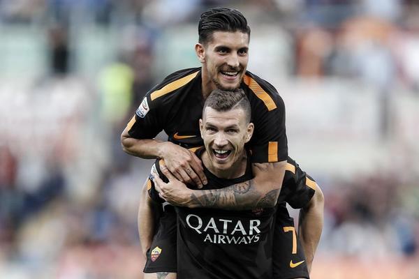 VUČICA NAOŠTRILA ZUBE ZA LIVERPUL: Roma nemilosrdna prema Kjevu! (FOTO) (VIDEO)