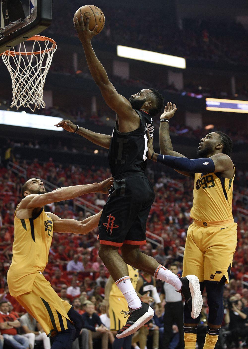 Džejms Harden je ubacio 41 poen protiv Jute u prvom meču polufinala zapadne konferencije