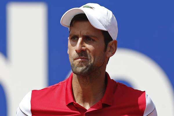 POKUŠAJTE DA POGODITE! Sa kim to Nole sparinguje u Madridu, a nije Rafa Nadal...? (FOTO)