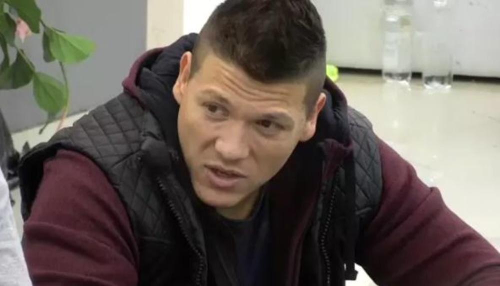 Kijin još uvek zakoniti suprug, Sloba Radanović, izlazi iz rijalitija kako bi prisustvovao sahrani Kijinog oca  