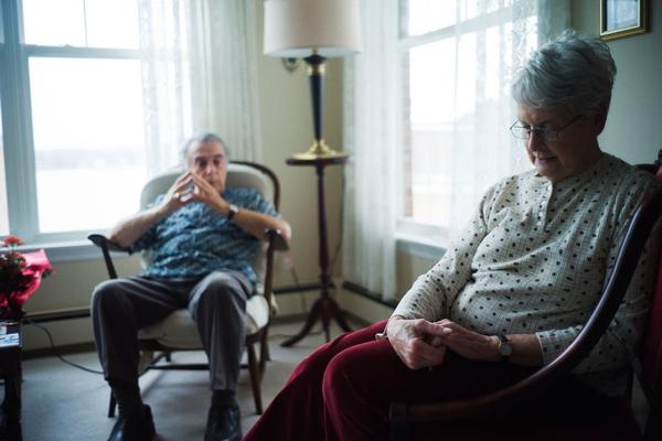 OVIM GESTOVIMA JAKO POVREĐUJEMO SVOJE RODITELJE: Neke stvari se nikad ne opraštaju!