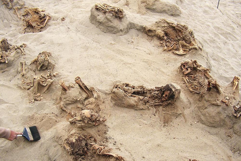 JEZIVO OTKRIĆE ARHEOLOGA: Pronašli mesto gde ste odigralo najveće ŽRTVOVANJE DECE u istoriji! (VIDEO)