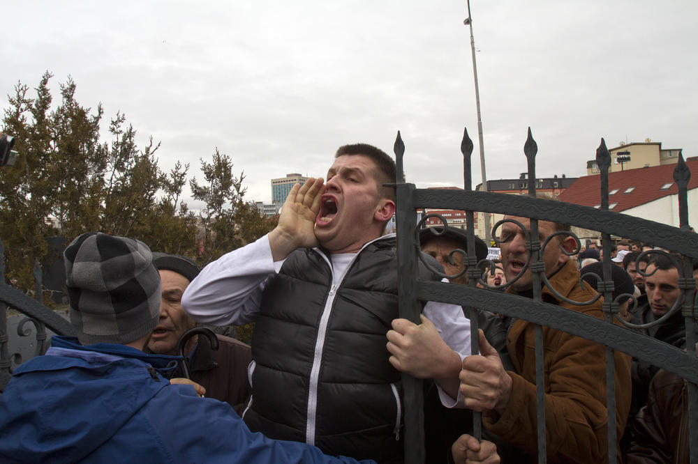 POBUNA NA KOSOVU! Radnici poručuju: DOSTA JE!