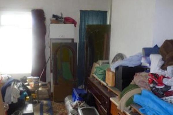 PRODAVAO JE KUĆU PREKO INTERNETA: Jedan detalj na zidu odmah je SVIMA privukao pažnju (FOTO)