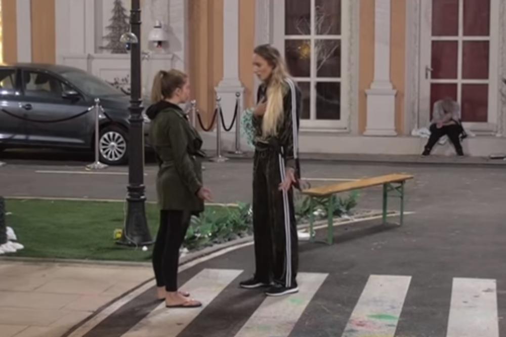 OVO JE NAJNIŽI UDARAC KOJI JOJ JE ZADALA: Luna naručila pesmu Ličiš na moga oca, pa poručila Kiji nešto NEČUVENO (VIDEO)