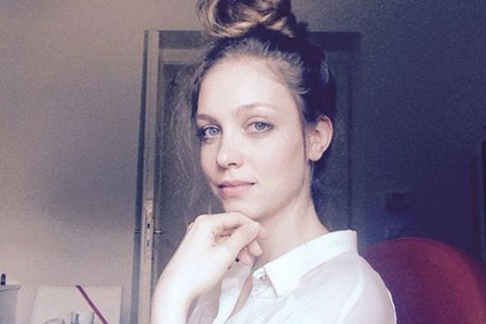 ĆERKA POZNATOG PEVAČA SA 3 GODINE BILA U SPOTU GRAŠOVE BIVŠE, a sad je sa njim u VEZI!