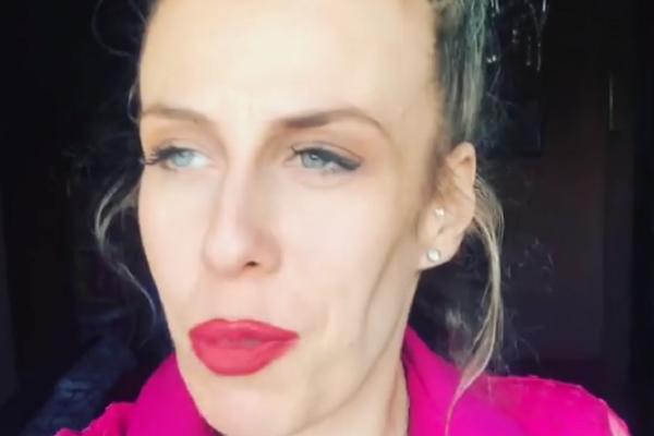 BALKAN GORI ZBOG SNIMKA OVE CRNOGORKE: Objasnila ženama kako da koriste svoj organ da bi uspele u životu! (VIDEO)