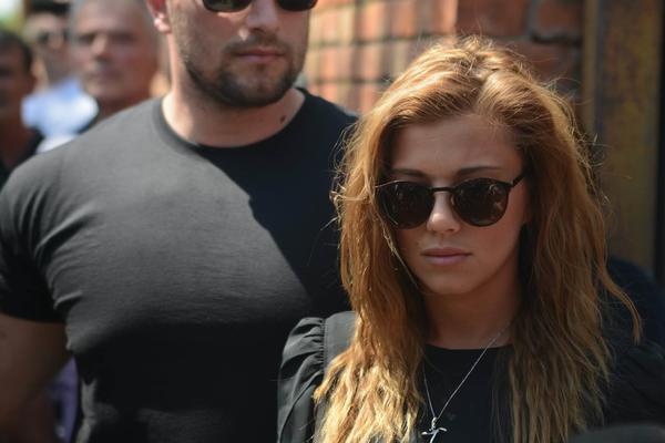 SKANDAL NAD SKANDALIMA! Iz stana Kijinog oca ODNETE SVE STVARI, evo ko je to učinio!