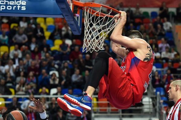 KAKAV BRE ISTANBUL, BEOGRAD JE MAMA: Nikita Kurbanov oduševljen dolaskom u glavni grad Srbije! (FOTO)