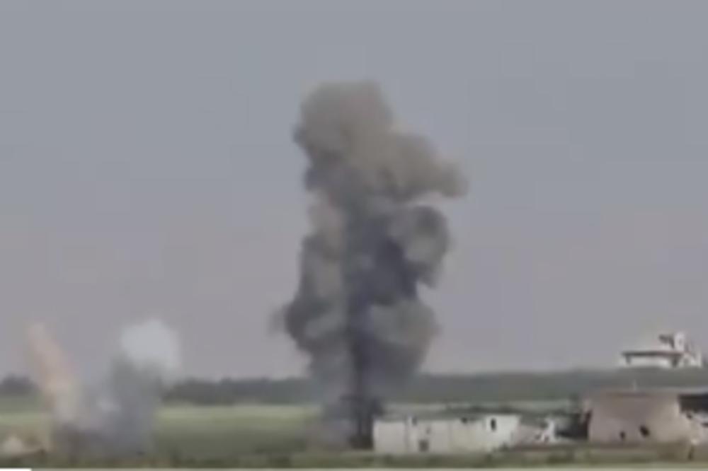 RUSKE SNAGE SNAŽNO TUKU DŽIHADISTE: Bombe duž sirijsko-turske granice! Turci NE SMEJU DA PISNU! (VIDEO)
