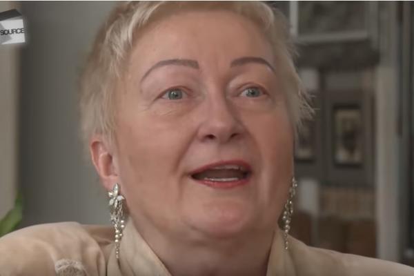 LJUDE U BEOGRADU JE TREBALO ZAUSTAVITI '91, NE '99! SRAMOTA ME BILO DA ŽIVIM TAMO! Ovo su reči Titove unuke (VIDEO)