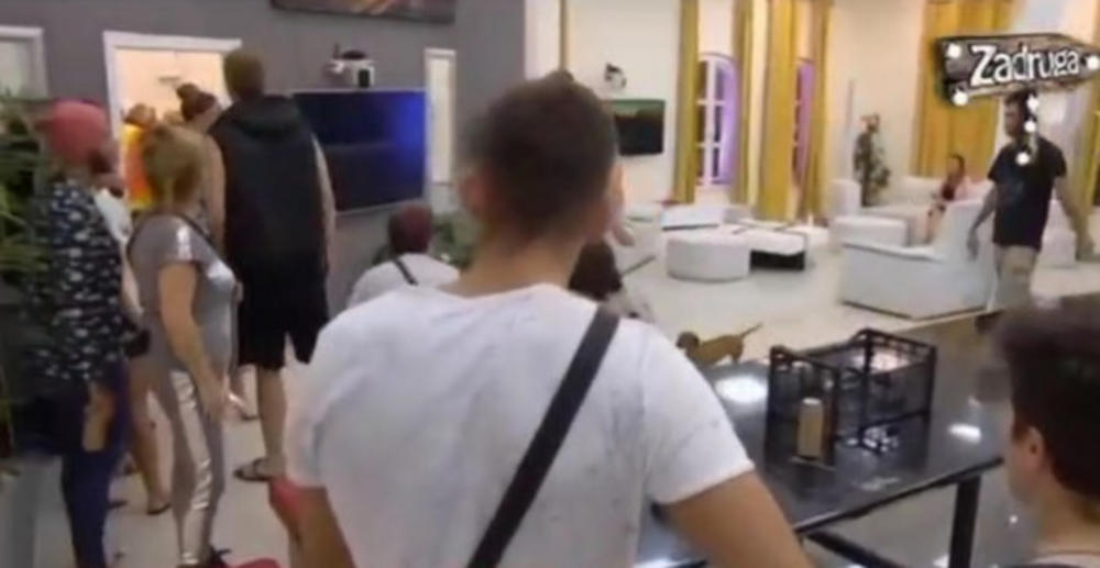 Ukućani su joj pritrčali u pomoć  