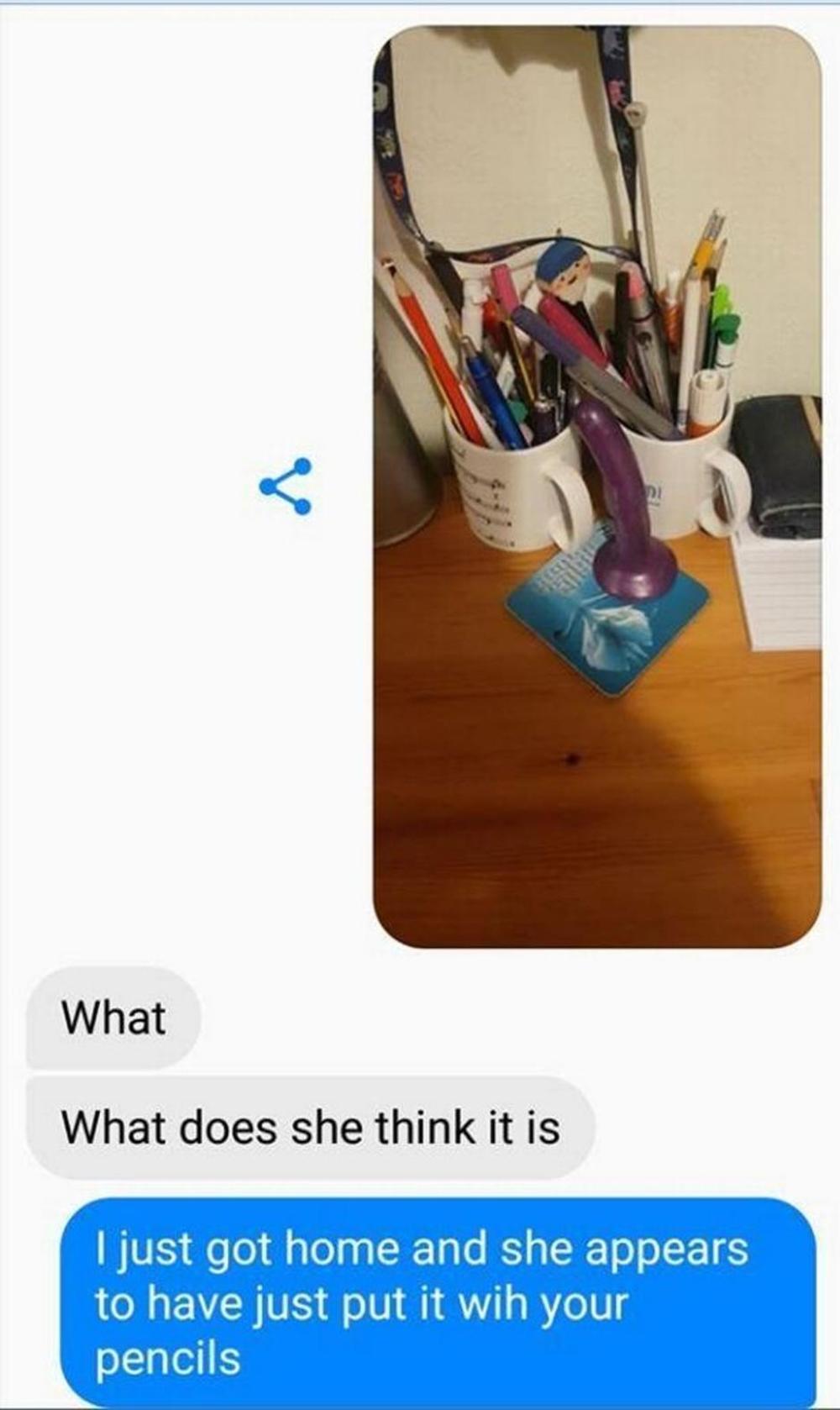 Devojčina majka nije znala šta je u pitanju pa je seks igračku ostavila pored olovaka  