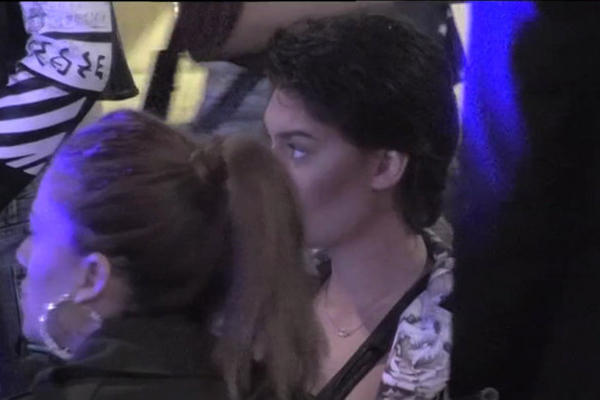 PRVI SUSRET POSLE AFERE SLANJA VRUĆIH SNIMAKA! Šako Polumenta ušao u Zadrugu, Mina se paralisala, prebledela, da li je ovo normalna reakcija? (VIDEO)