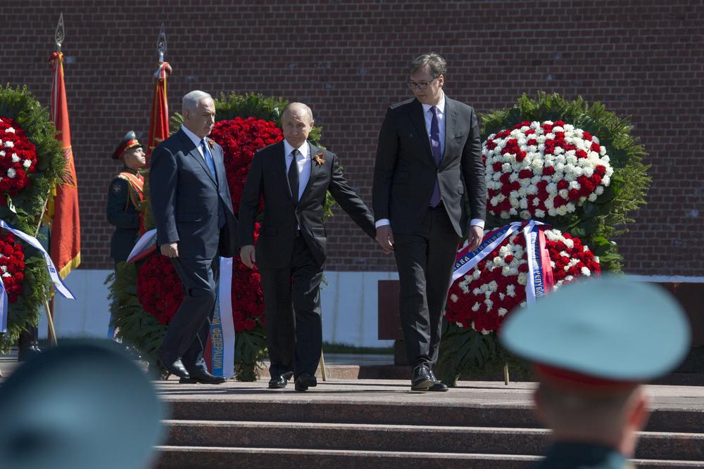 Vladimir Putin i Aleksandar Vučić na Vojnoj paradi u Rusiji  