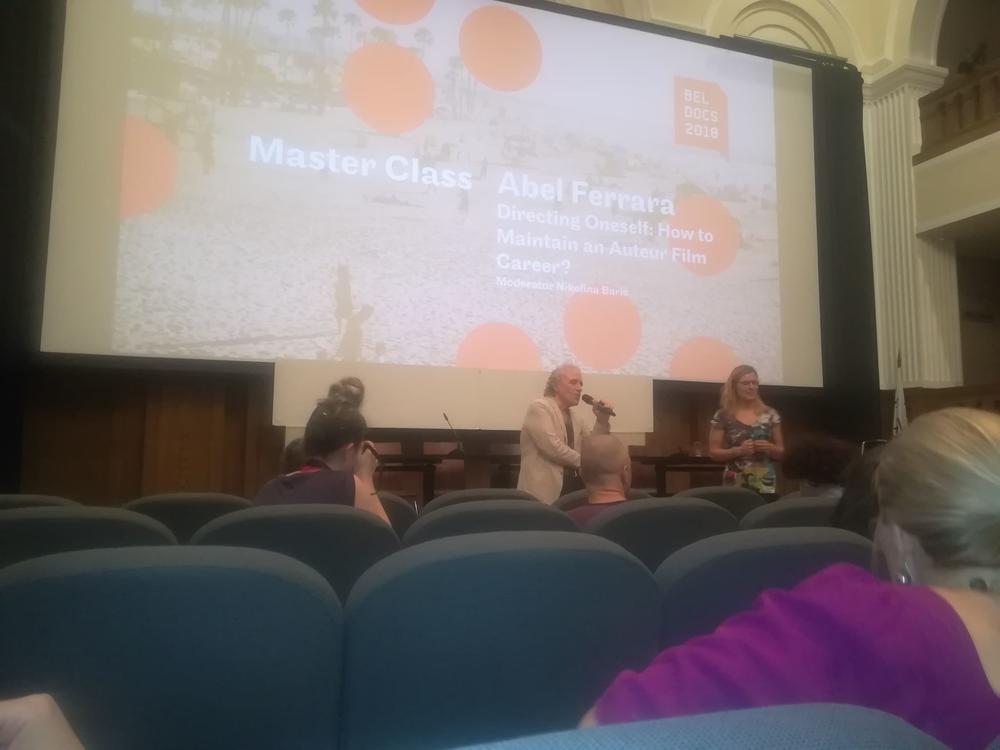 Ferara je išao u srednju školu sa Nikolasom Džonom, koji je pisao scenarije za većinu njegovih filmova   