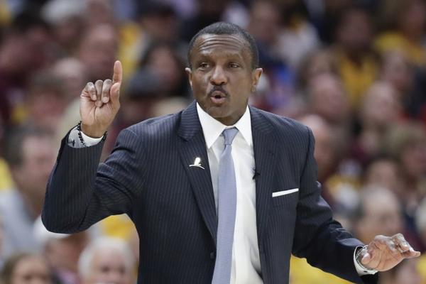 KO JE OVDE LUD?! Dobio priznanje da je najbolji u NBA ligi, ali to izgleda nije dovoljno da zadrži posao!