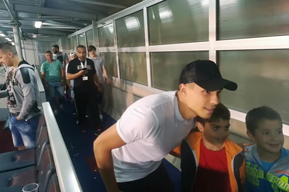 GROM IZ VEDRA NEBA! Potpisuje Uroš Đurđević! (FOTO)