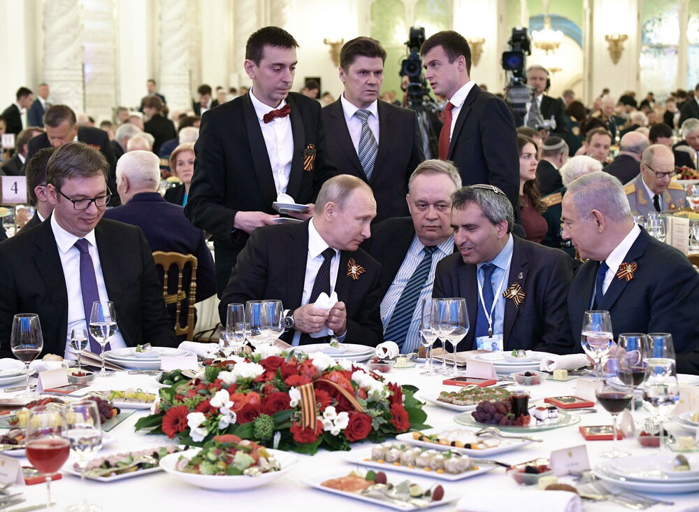 Aleksandar Vučić, Vladimir Putin