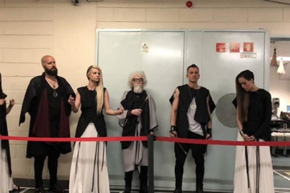 OVAKO RAZBIJAJU TREMU: Naši predstavnici se zagrevaju pred nastup na polufinalu EVROVIZIJE! (VIDEO)