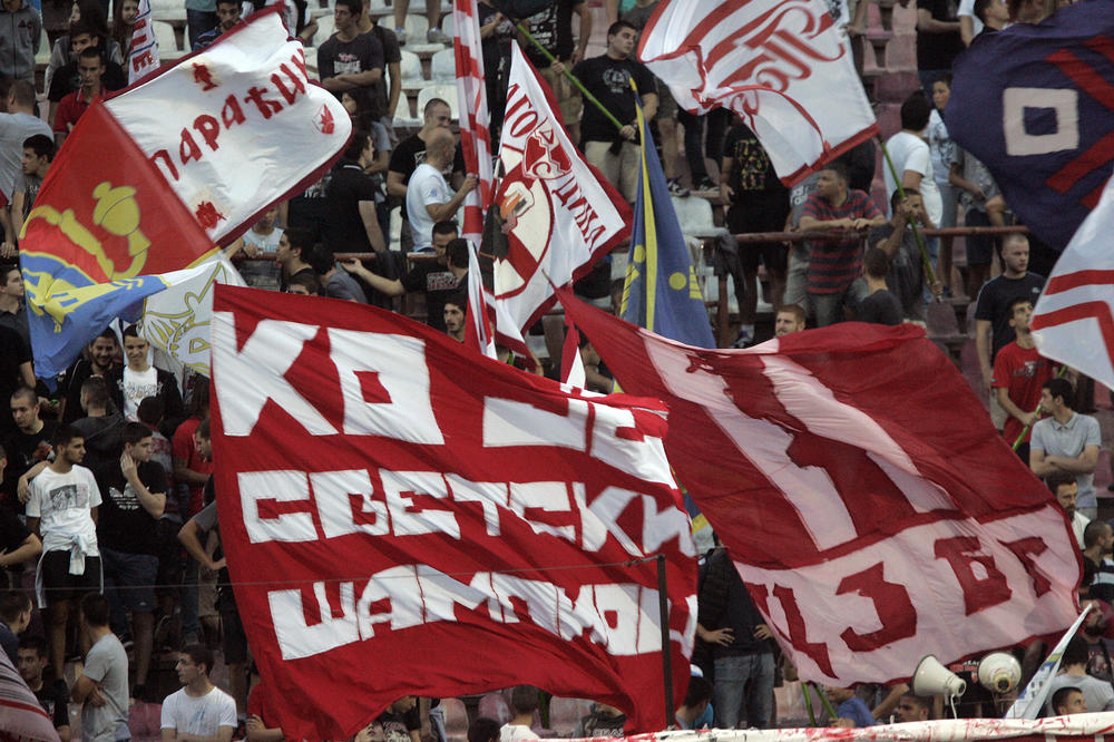 ZVEZDAŠIMA NE OSTAJE NI MINIMALNA NADA: Tri daleko bogatija kluba žele Zvezdinu želju! Jedan je zagrizao baš jako!