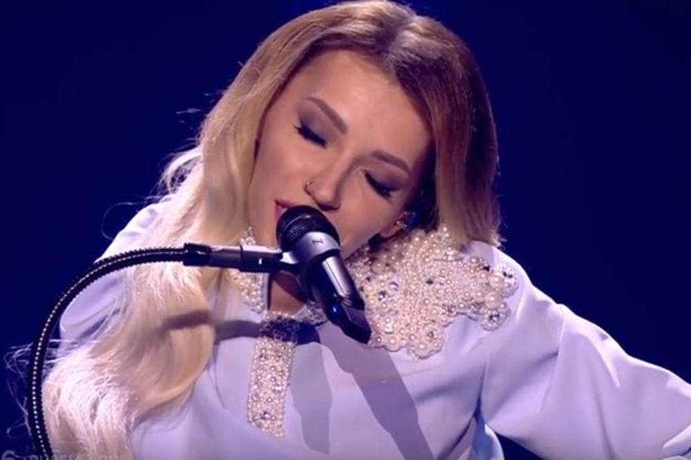 PRELEPA RUSKINJA ODUŠEVILA EVROSONG: Jednom joj je ovo takmičenje bilo zabranjeno, ALI SADA JE OSTVARILA SAN! (VIDEO)