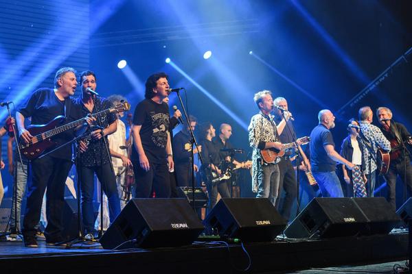 Divljanov rođendan dirljivo proslavljen u rasprodatom Sava centru (FOTO)(VIDEO)