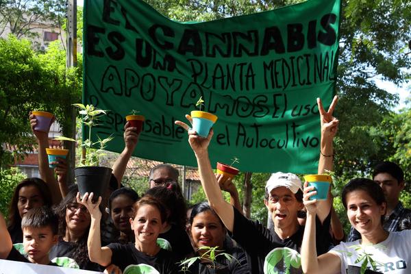 Crnogorci zarađuju i do 900 dolara DNEVNO! U Kaliforniji NUDE POSAO IZ SNOVA ZA MNOGE