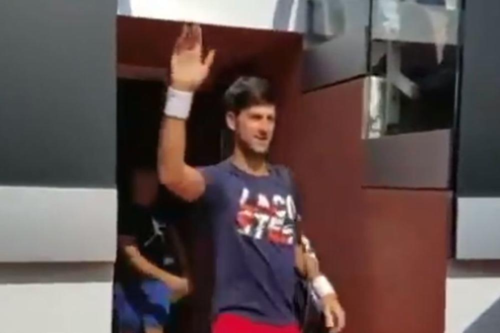 KAD PRE?! Nole je već bio na terenu u Rimu, a imao je i specijalan doček koji mu je sigurno prijao! (FOTO) (VIDEO)