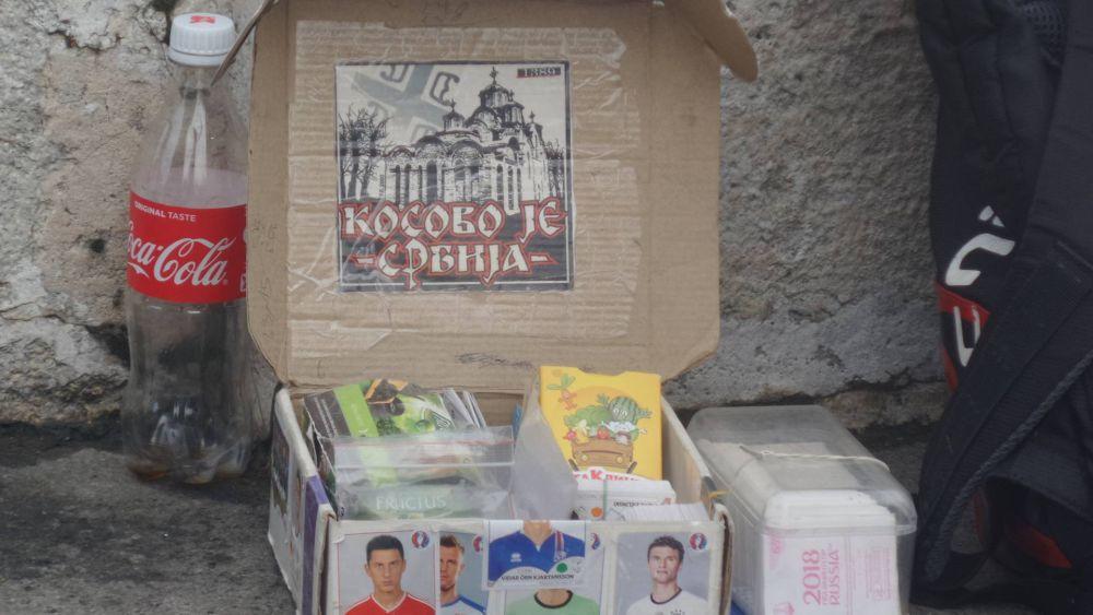 Razmena sličica za album za Svetsko prvenstvo kod Terazijske česme