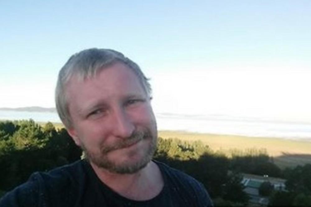 PREVARIO BANKU ZA MILION DOLARA: Sve je spiskao na provod i striptizete, a nije robijao NI DAN