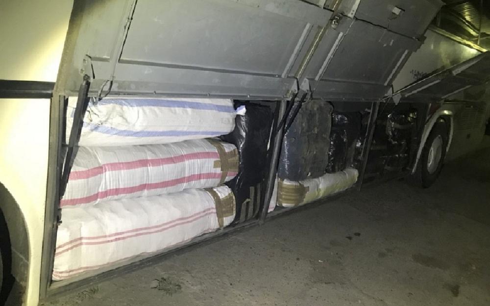 Autobus pun švercovane garderobe