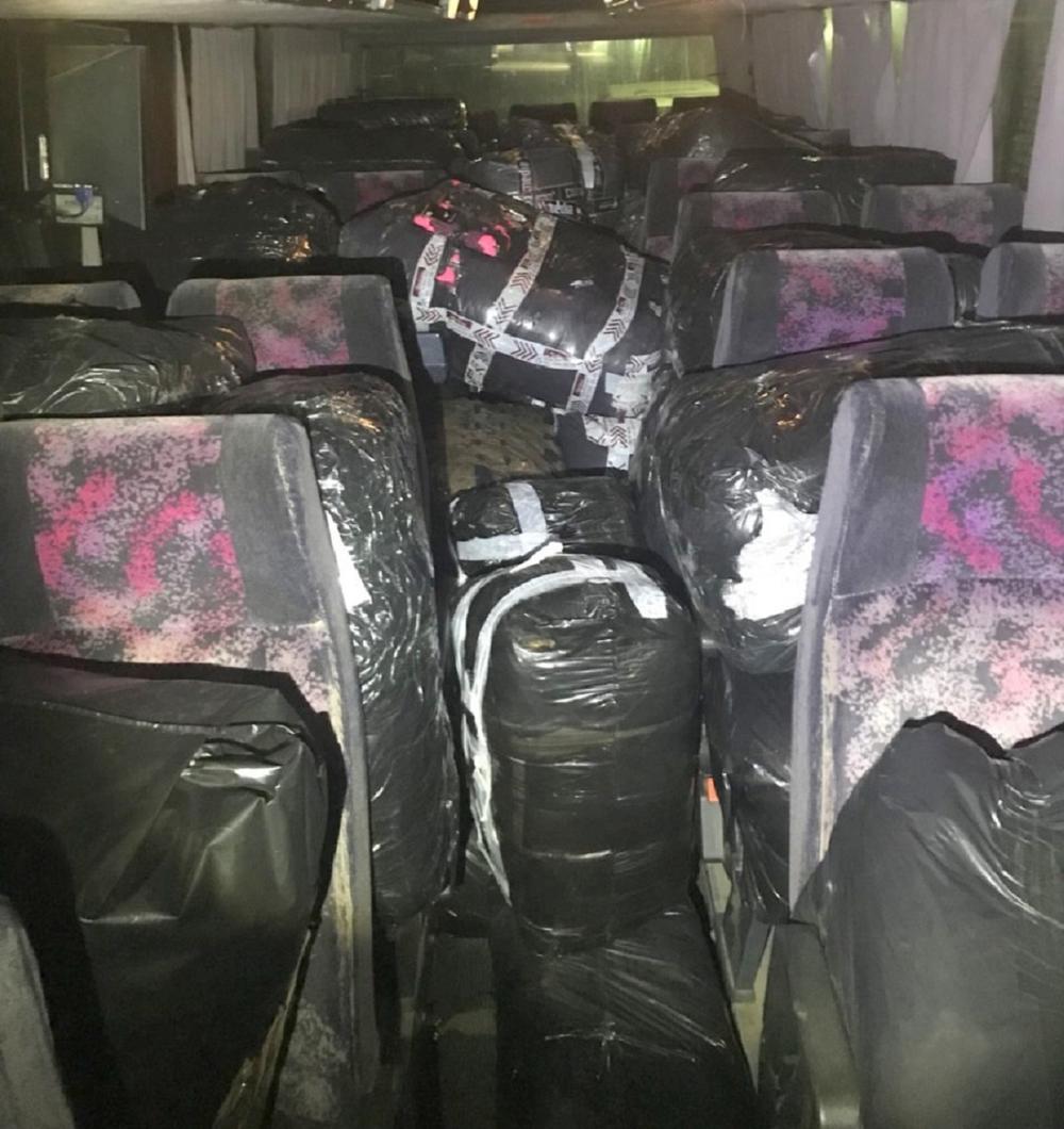 Autobus pun švercovane garderobe