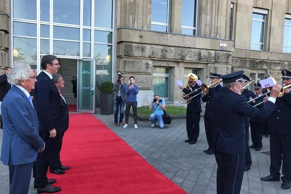 POSLOVNI FORUM U DISELDORFU: Predsednik Vučić sa nemačkim privrednicima o mogućnostima ulaganja u Srbiju