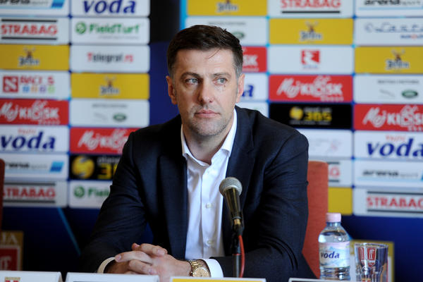 JOŠ JEDAN ŠTOPER NE IDE NA MUNDIJAL: Jedan od najboljih defanzivaca ruskog šampionata bez poziva od Krstajića! (FOTO) (VIDEO)