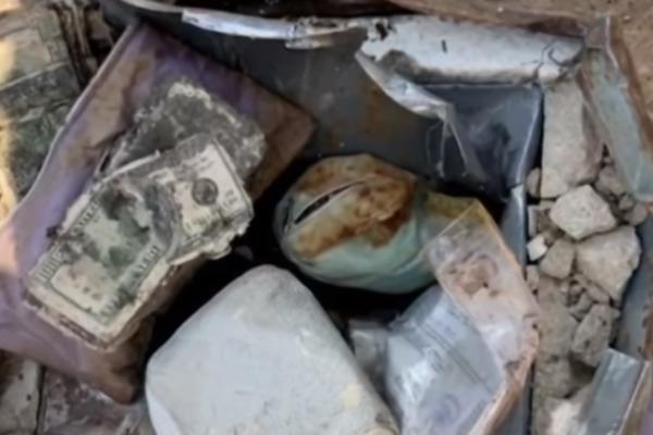 U DVORIŠTU PRONAŠLI ZAKOPAN ĆUP PUN NOVCA I NAKITA: Kada su saznali odakle potiče, odmah su ga vratili vlasnicima! (VIDEO)