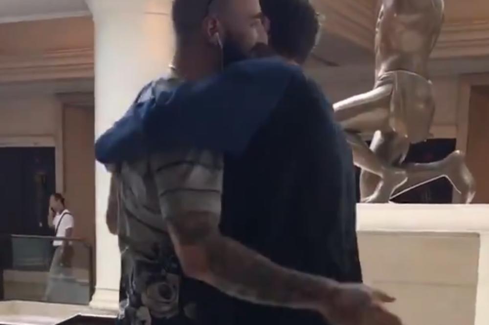 NABUJALE EMOCIJE! Ljubimac Grobara naišao na Peru Antića, ali daleko od toga da su se posvađali! (VIDEO)