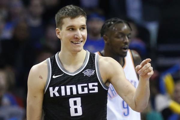 BOGDAN OBJASNIO: Sada je i njegovoj rodbini jasno zašto je zvezda NBA lige! (FOTO) (VIDEO)