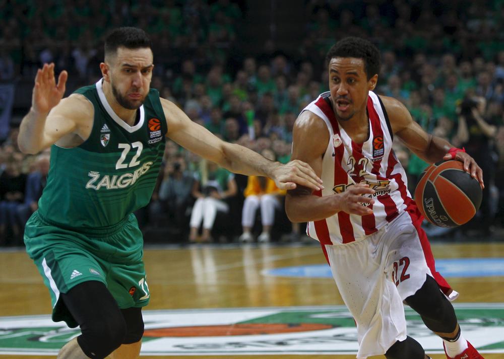 Vasilije Micić na meču protiv Olimpijakosa u četvrtfinalu Evrolige