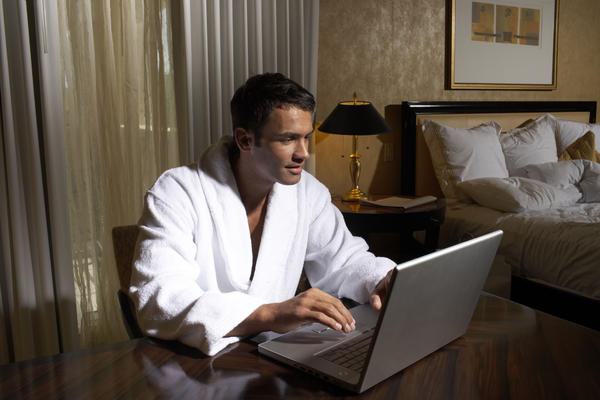 Da li ima jednu od OVIH 5 OSOBINA? Beži od njega GLAVOM BEZ OBZIRA!