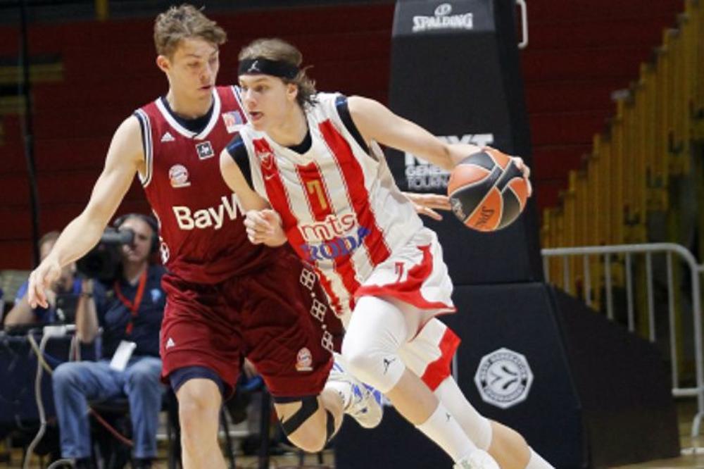 Zvezda dobila Bajern i zadržala šanse za plasman u finale!